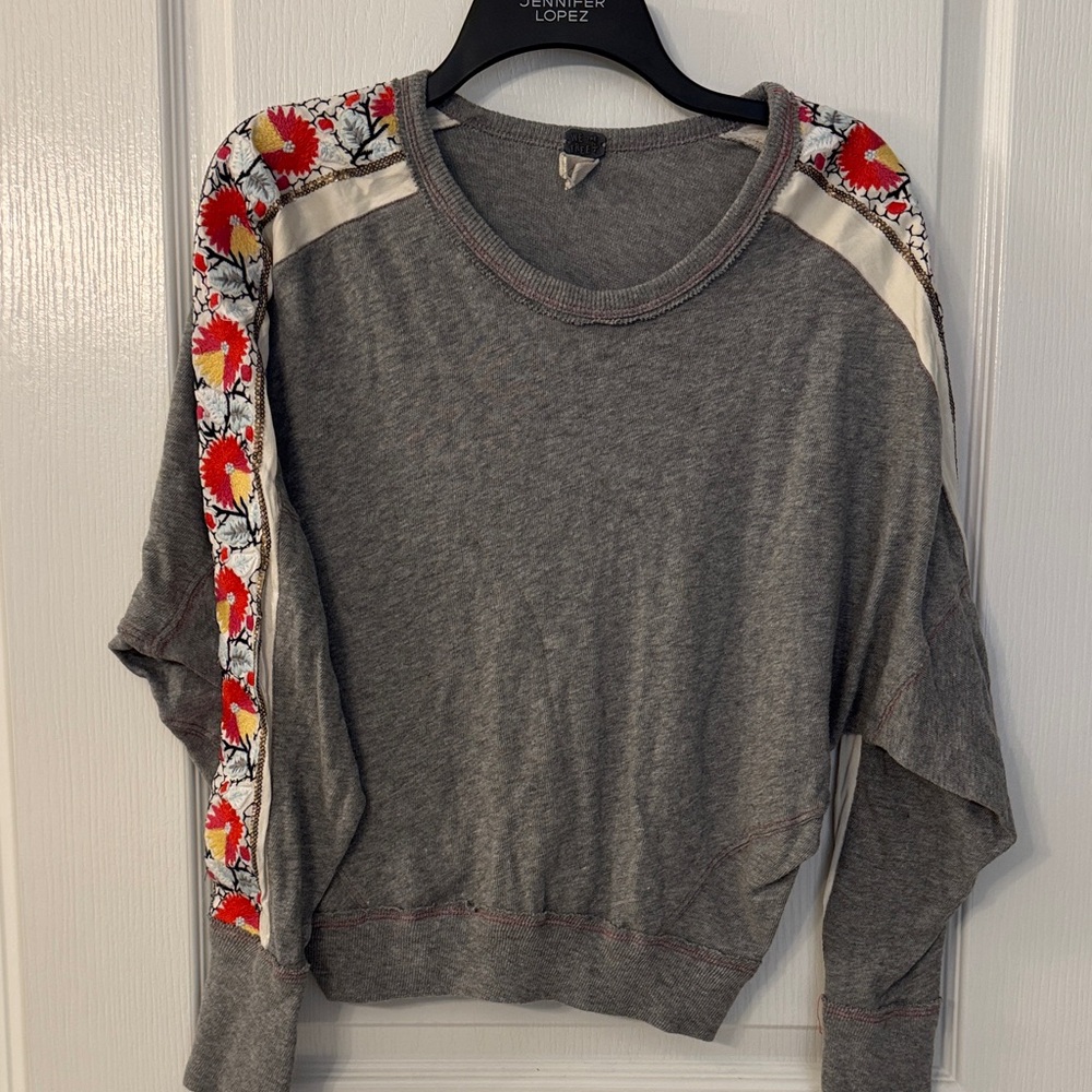 Free people Sweatshirt with embroidered trim
